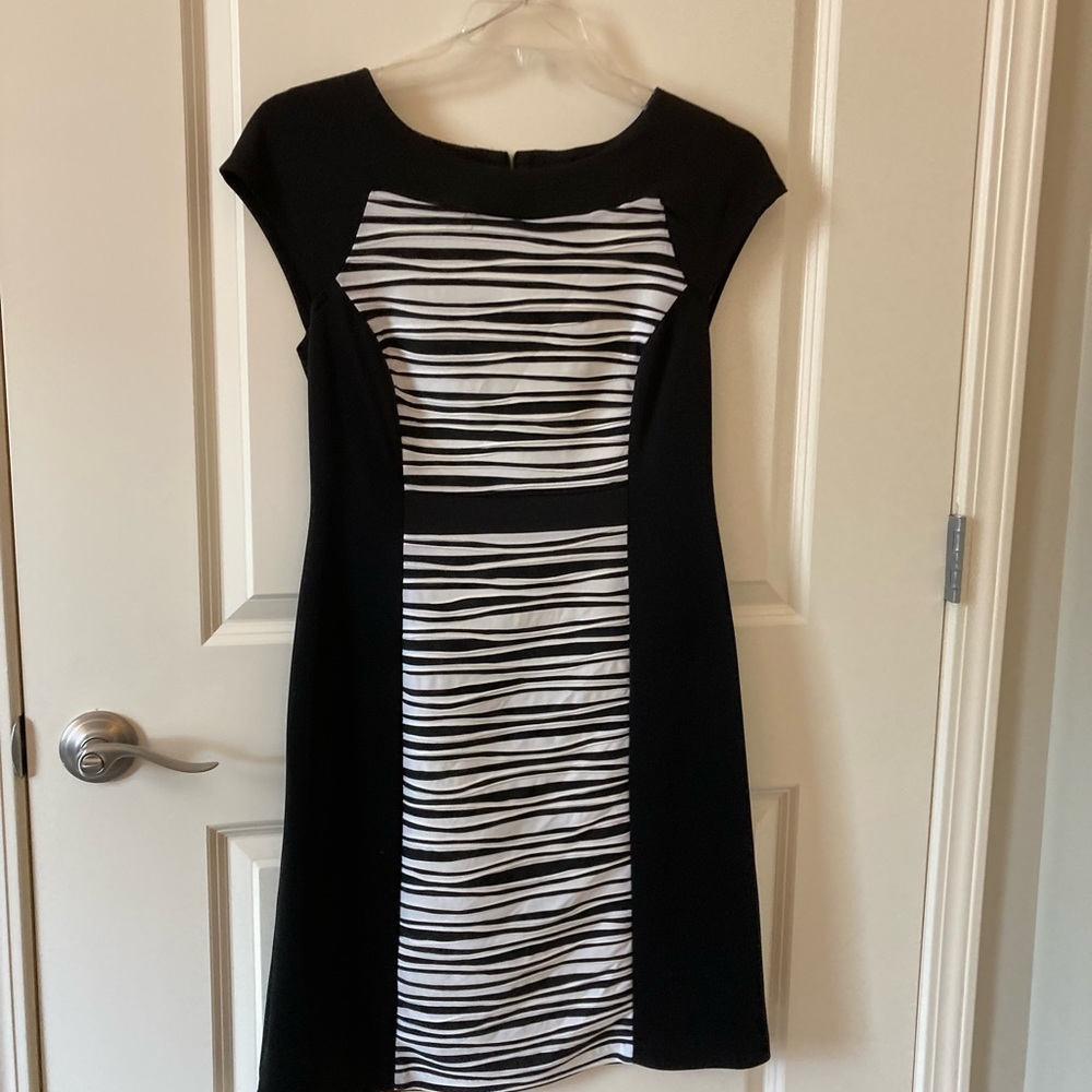 Connected Apparel Black and White Dress